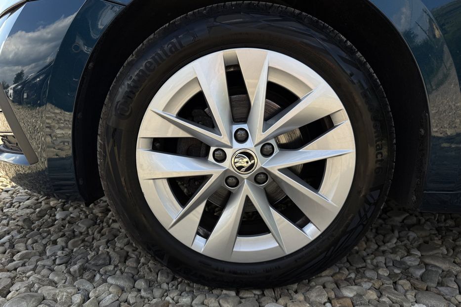 Продам Skoda Octavia А8 2.0TDI150кс ПАНОРАМА FULLED 2022 года в Львове