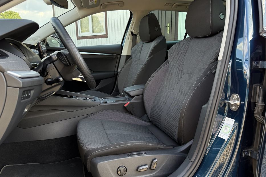 Продам Skoda Octavia А8 2.0TDI150кс ПАНОРАМА FULLED 2022 года в Львове
