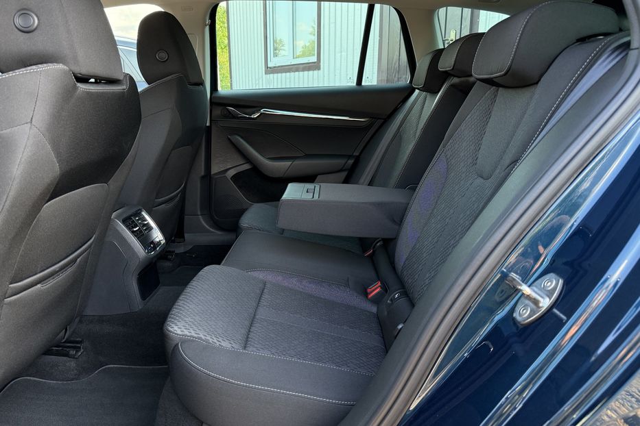 Продам Skoda Octavia А8 2.0TDI150кс ПАНОРАМА FULLED 2022 года в Львове