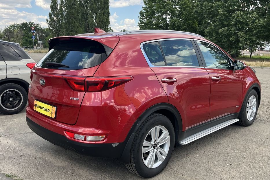 Продам Kia Sportage Офіційна 2017 года в Николаеве