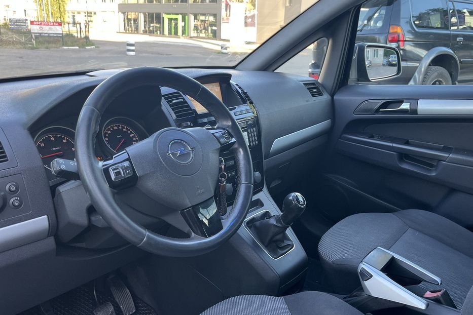 Продам Opel Zafira 7 місць 2010 года в Николаеве