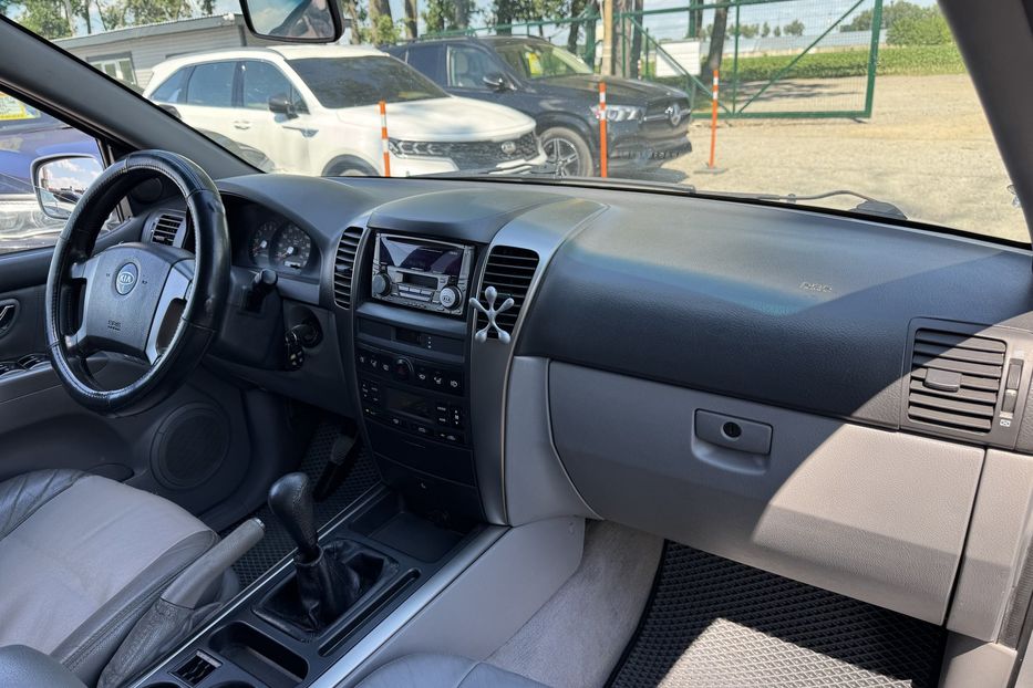 Продам Kia Sorento COMIS  2006 года в г. Умань, Черкасская область