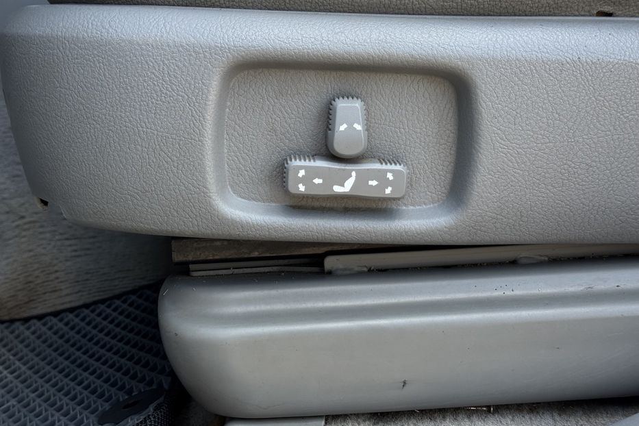 Продам Kia Sorento COMIS  2006 года в г. Умань, Черкасская область