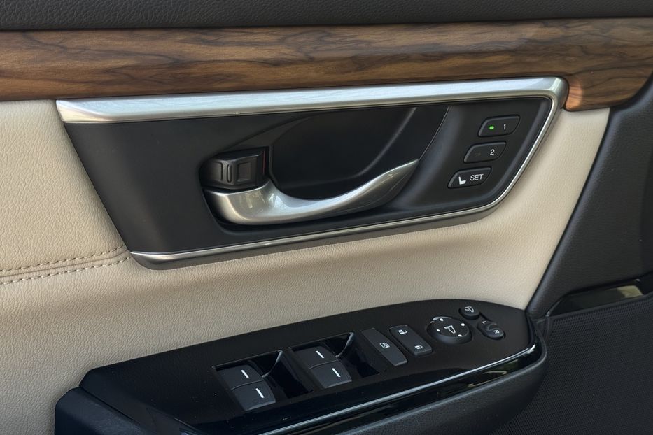 Продам Honda CR-V COMIS  2018 года в г. Умань, Черкасская область