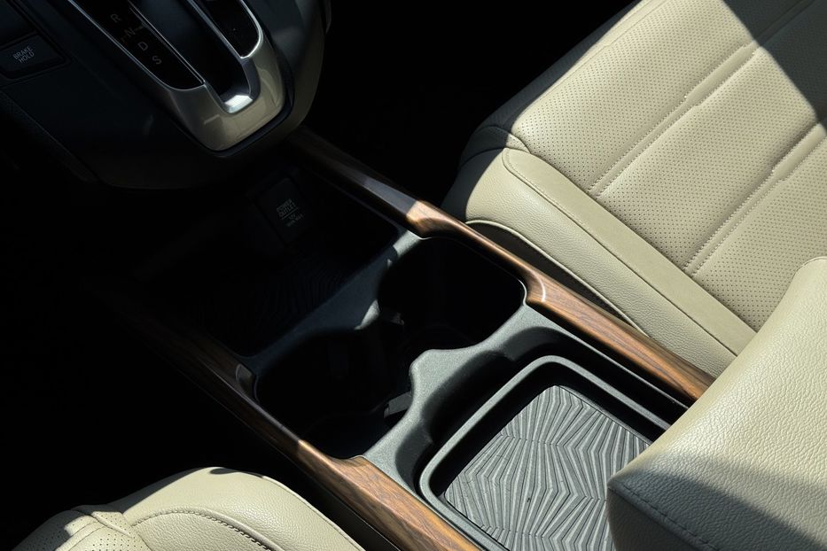Продам Honda CR-V COMIS  2018 года в г. Умань, Черкасская область