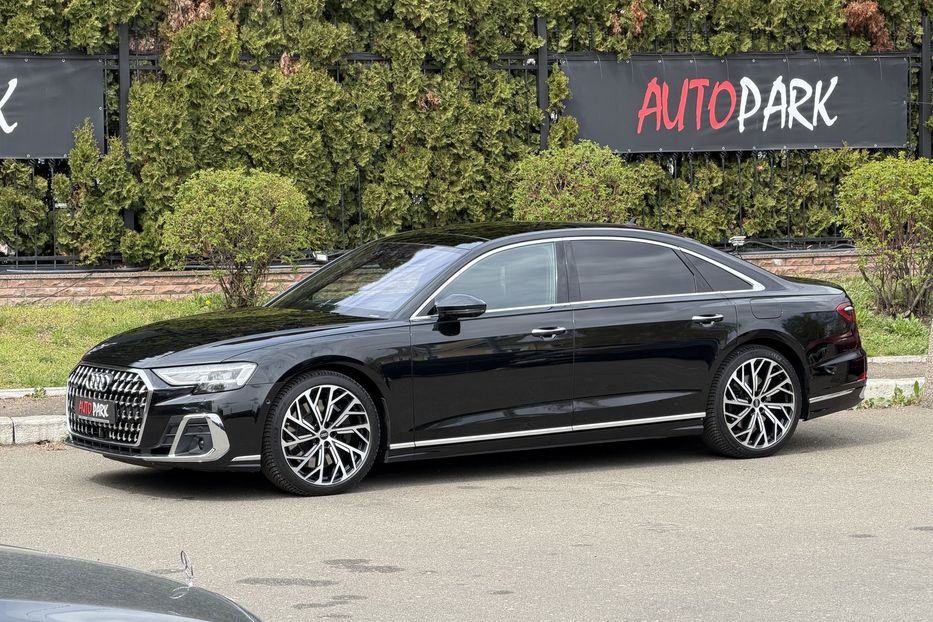 Продам Audi A8 60 E-tfsi 2023 года в Киеве
