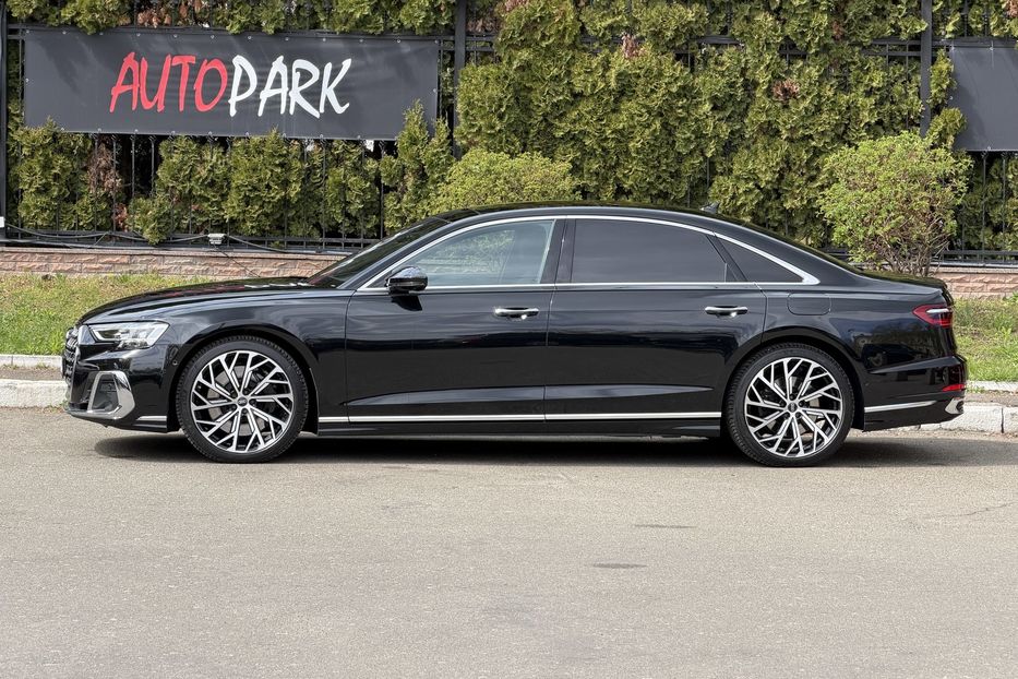 Продам Audi A8 60 E-tfsi 2023 года в Киеве