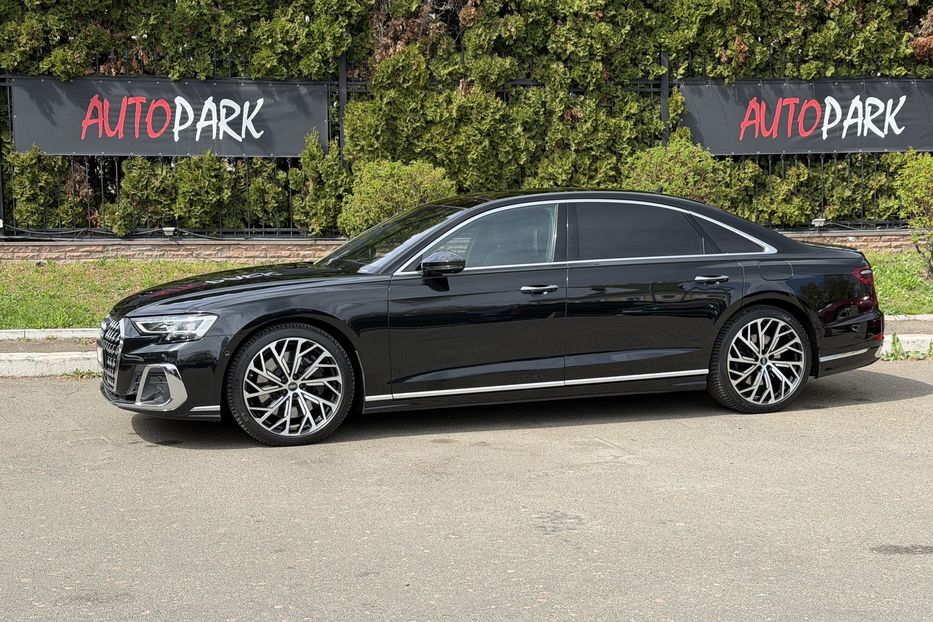 Продам Audi A8 60 E-tfsi 2023 года в Киеве