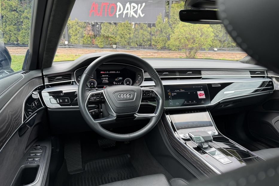 Продам Audi A8 60 E-tfsi 2023 года в Киеве