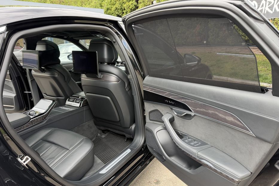 Продам Audi A8 60 E-tfsi 2023 года в Киеве