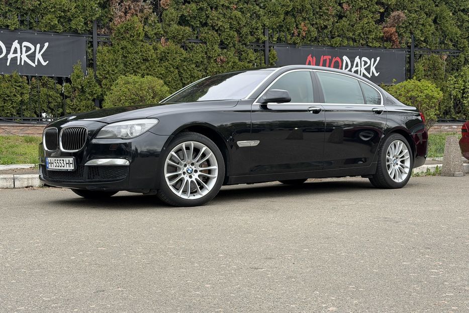 Продам BMW 750 Long X-drive M-pack 2011 года в Киеве