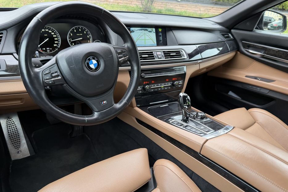 Продам BMW 750 Long X-drive M-pack 2011 года в Киеве