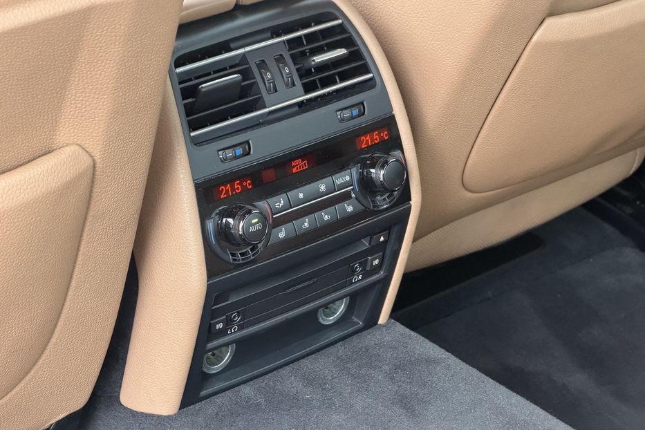 Продам BMW 750 Long X-drive M-pack 2011 года в Киеве