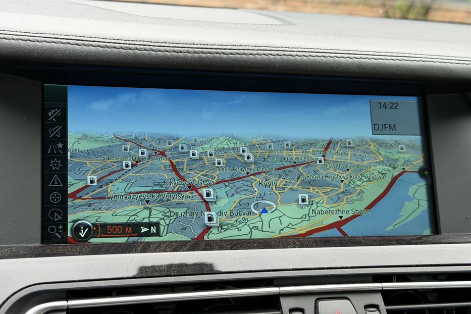 Продам BMW 750 Long X-drive M-pack 2011 года в Киеве