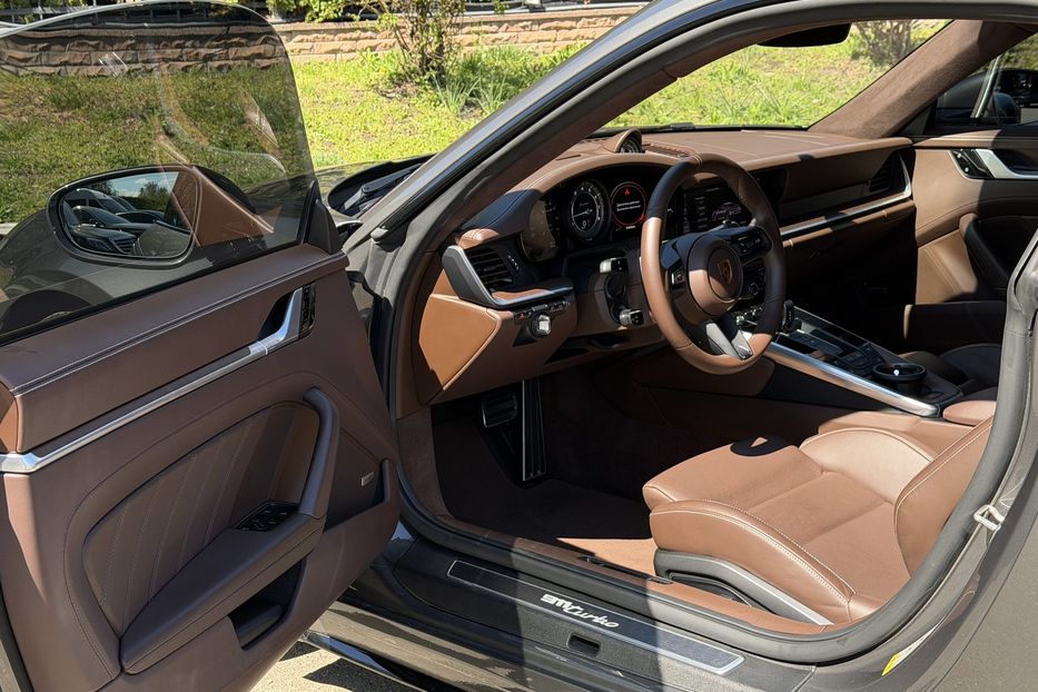 Продам Porsche 911 Turbo  2021 года в Киеве