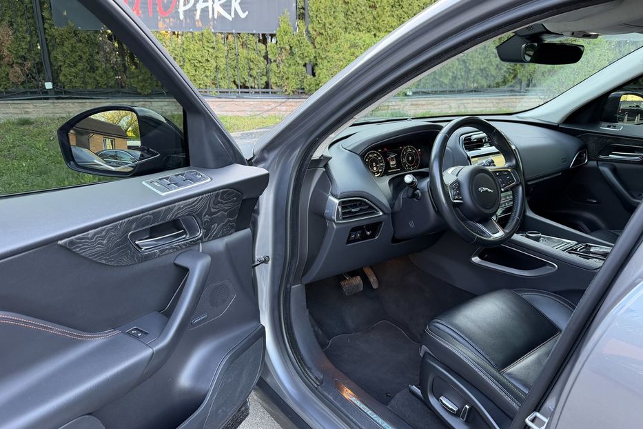 Продам Jaguar F-Pace 2.0 diesel  2020 года в Киеве