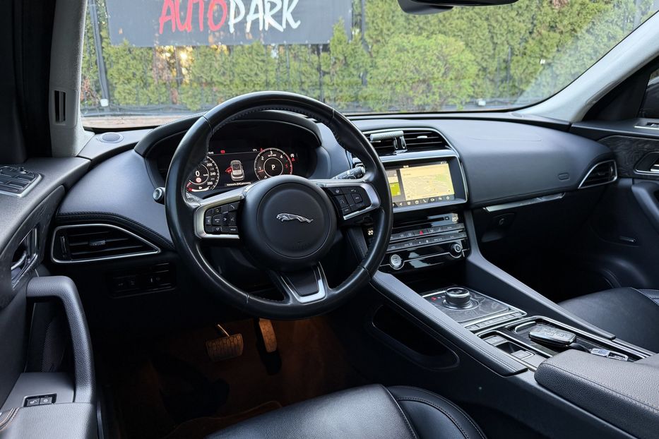 Продам Jaguar F-Pace 2.0 diesel  2020 года в Киеве