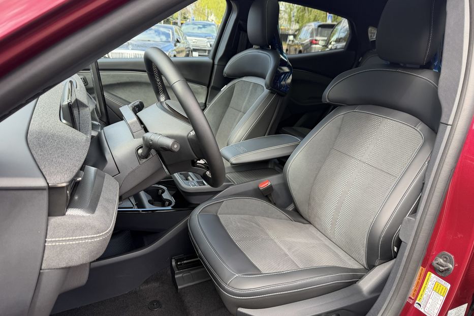 Продам Ford Mustang GT 2025 года в Киеве