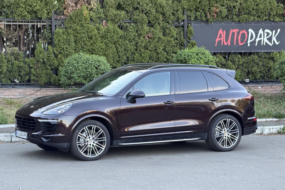 Продам Porsche Cayenne 4.2 diesel  2015 года в Киеве