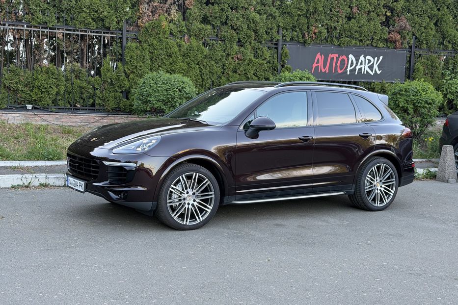 Продам Porsche Cayenne 4.2 diesel  2015 года в Киеве