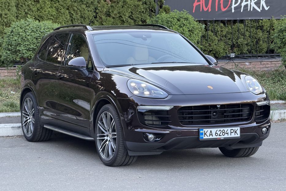 Продам Porsche Cayenne 4.2 diesel  2015 года в Киеве