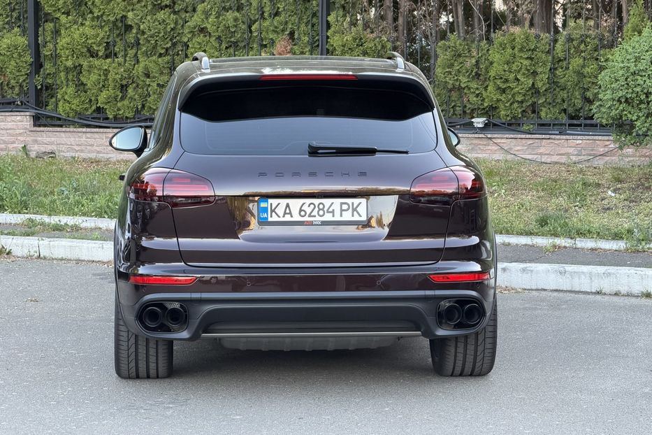 Продам Porsche Cayenne 4.2 diesel  2015 года в Киеве