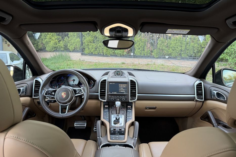 Продам Porsche Cayenne 4.2 diesel  2015 года в Киеве