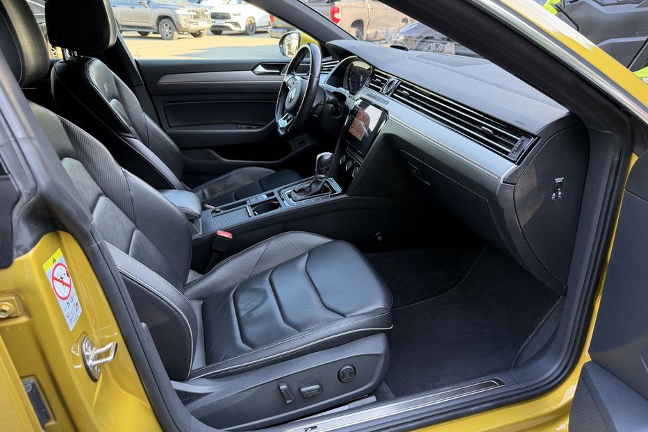 Продам Volkswagen Arteon R-line 4-motion 2017 года в Киеве