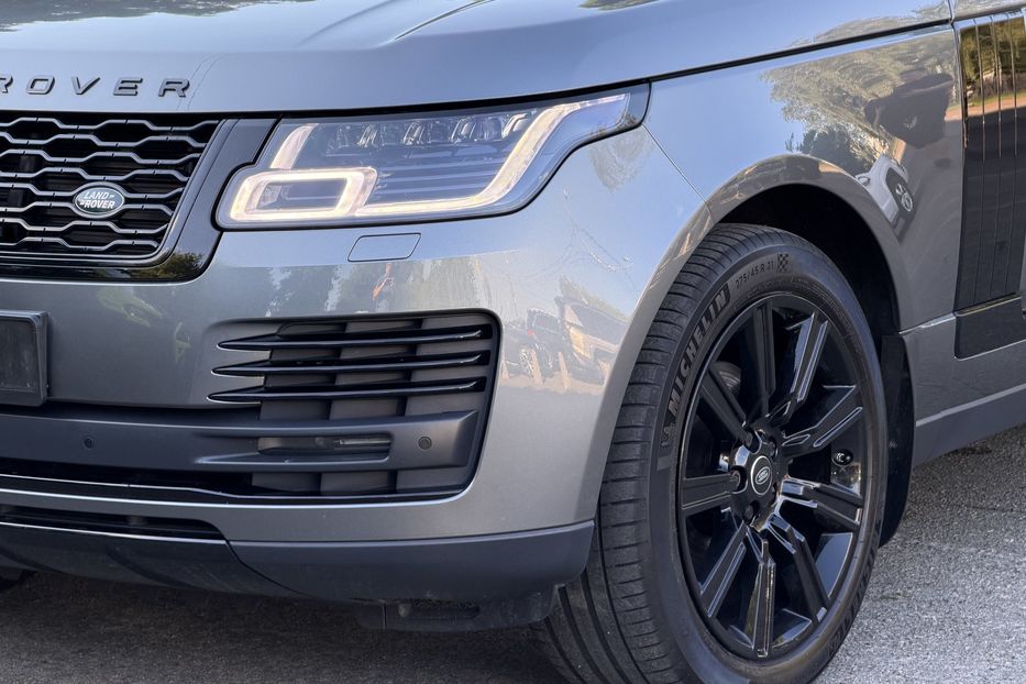 Продам Land Rover Range Rover Autobiography 3.0 d 2018 года в Киеве