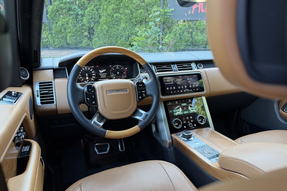 Продам Land Rover Range Rover Autobiography 3.0 d 2018 года в Киеве