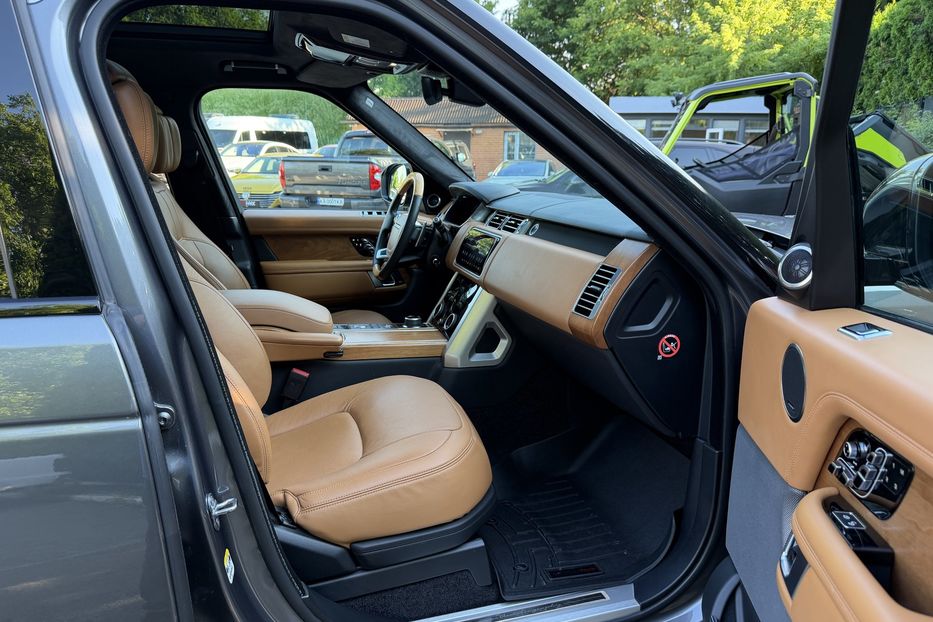 Продам Land Rover Range Rover Autobiography 3.0 d 2018 года в Киеве