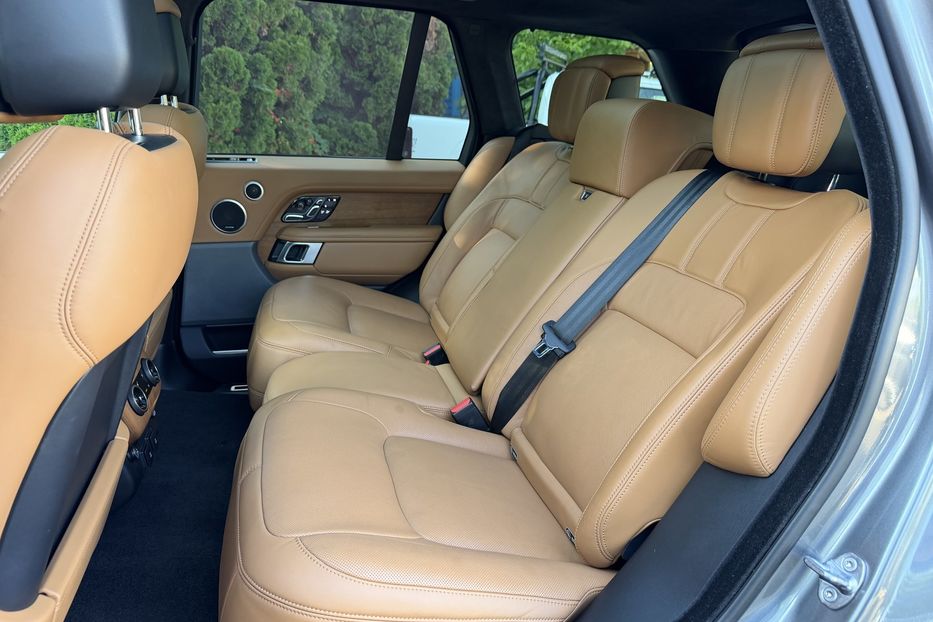 Продам Land Rover Range Rover Autobiography 3.0 d 2018 года в Киеве