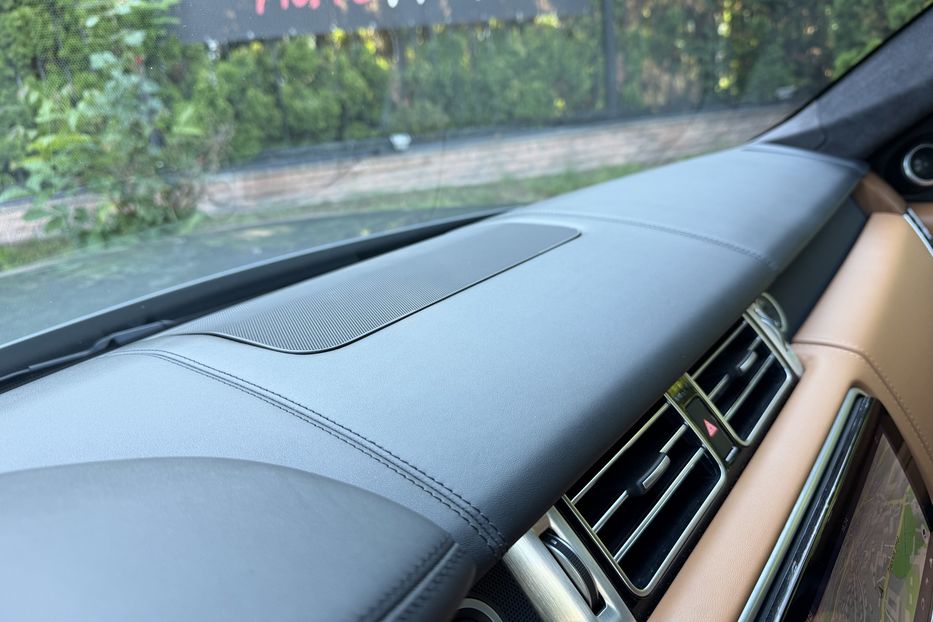 Продам Land Rover Range Rover Autobiography 3.0 d 2018 года в Киеве