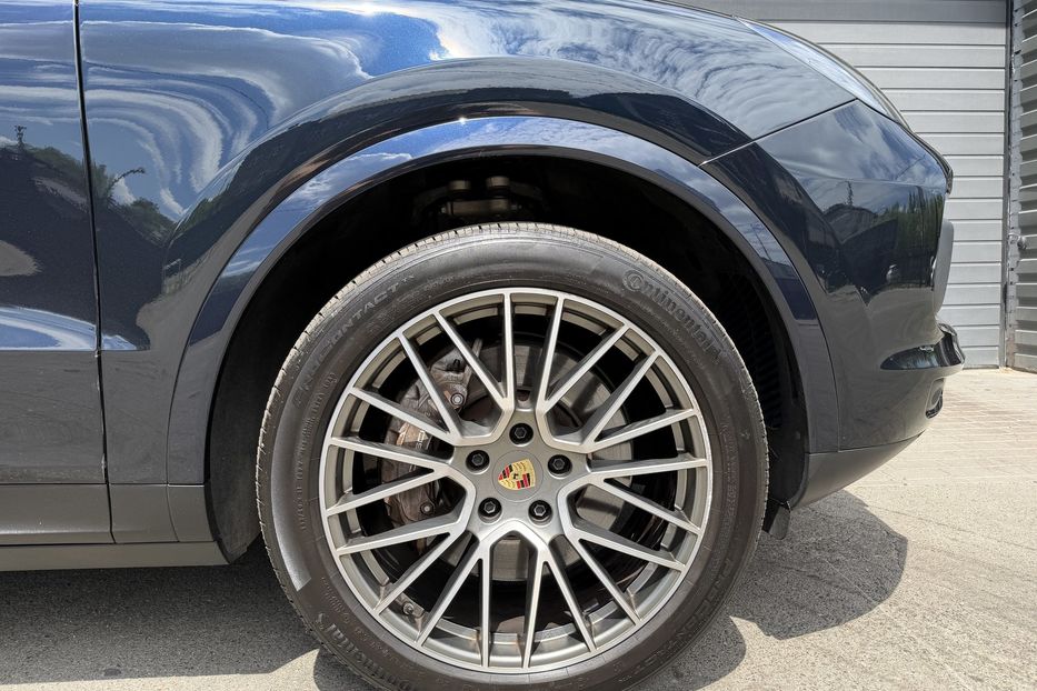 Продам Porsche Cayenne Platinum Edition 2022 года в Киеве