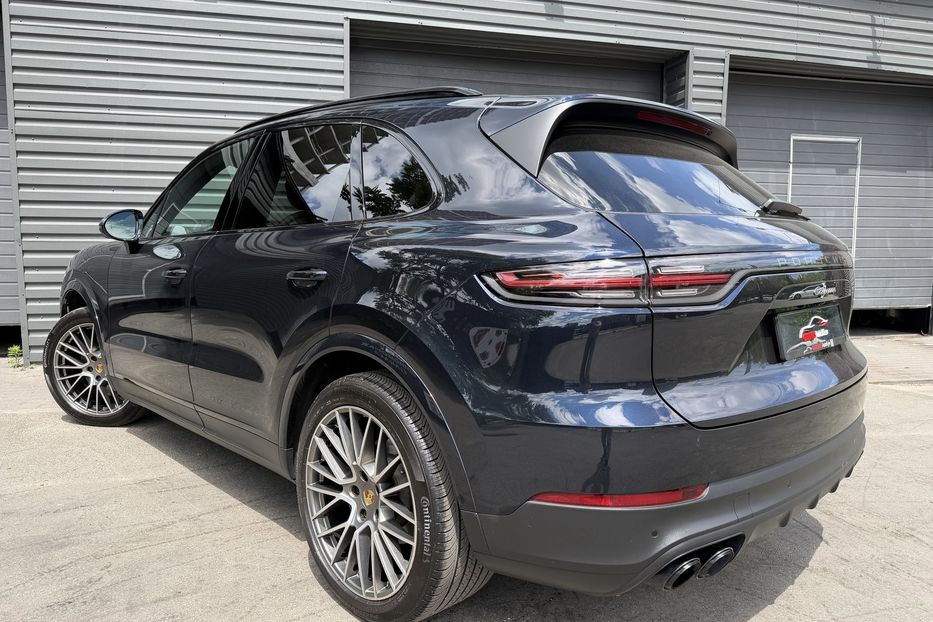 Продам Porsche Cayenne Platinum Edition 2022 года в Киеве