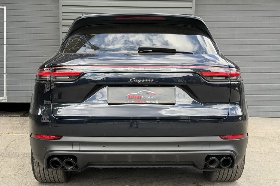 Продам Porsche Cayenne Platinum Edition 2022 года в Киеве
