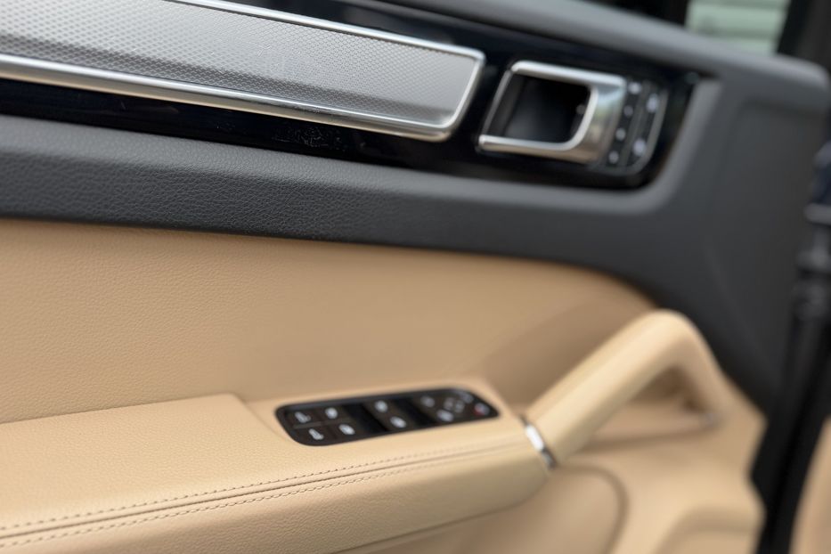 Продам Porsche Cayenne Platinum Edition 2022 года в Киеве