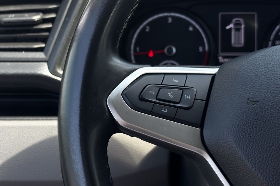 Продам Volkswagen Caravella 2.0 110квт DSG авто у Львові 2020 года в Львове