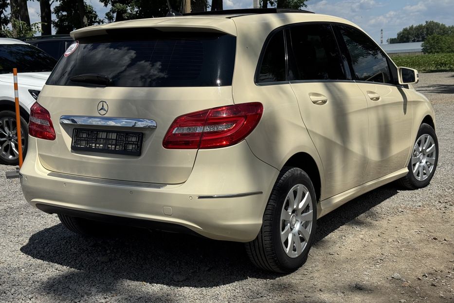 Продам Mercedes-Benz B-Class COMIS  2014 года в г. Умань, Черкасская область