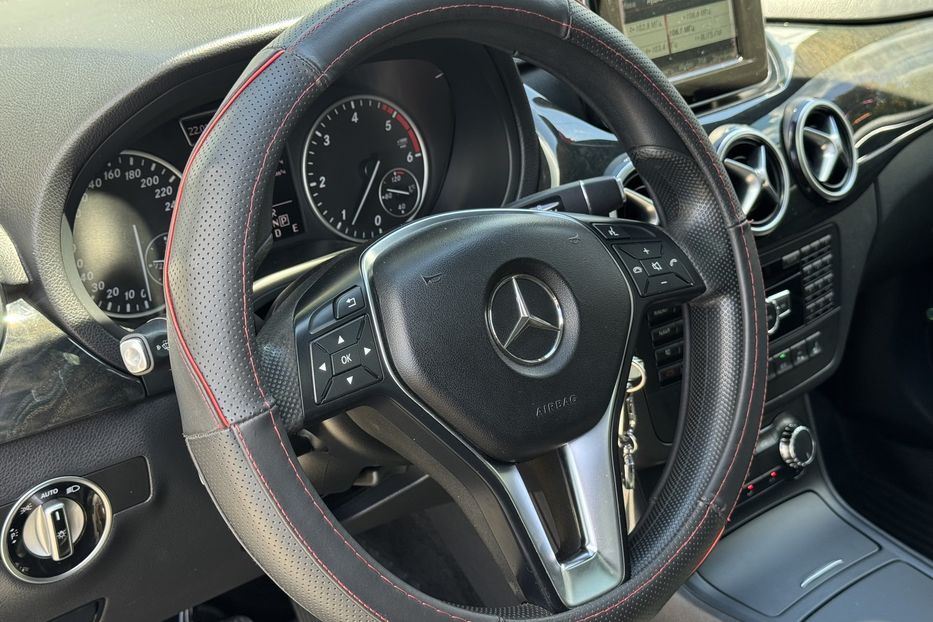 Продам Mercedes-Benz B-Class COMIS  2014 года в г. Умань, Черкасская область