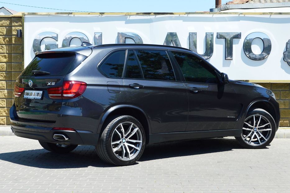 Продам BMW X5 2017 года в Одессе