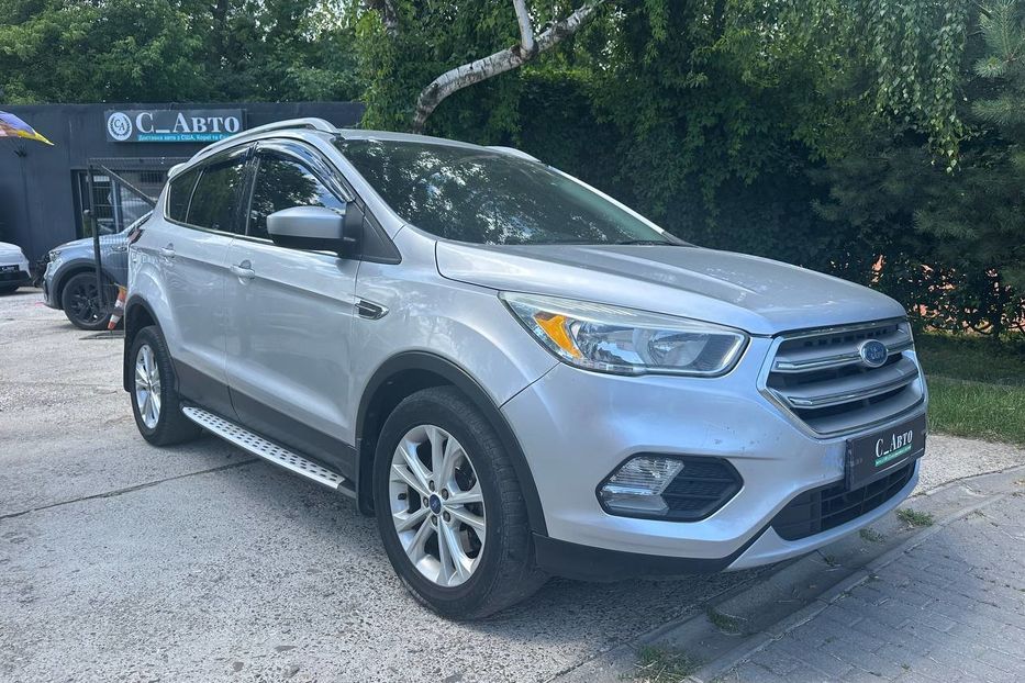 Продам Ford Escape 2016 года в Черновцах