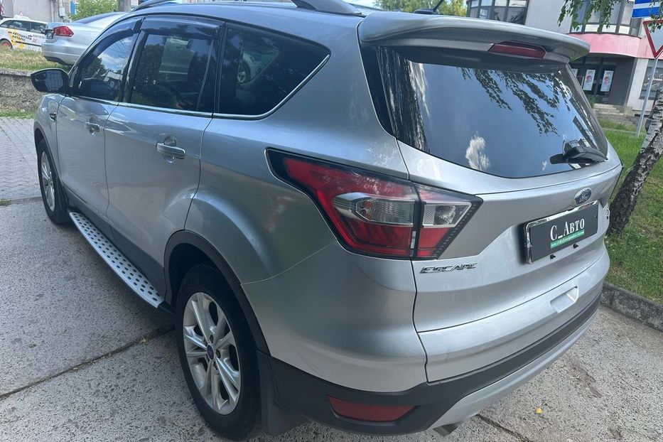 Продам Ford Escape 2016 года в Черновцах