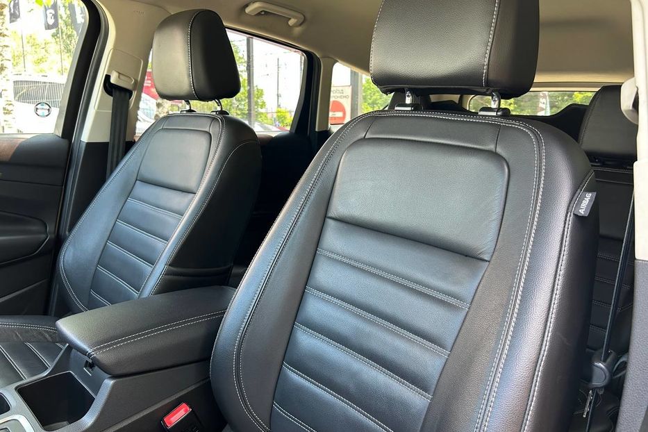 Продам Ford Escape SE 2017 года в Черновцах