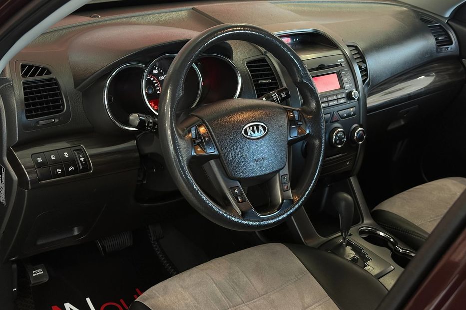 Продам Kia Sorento 2011 года в Одессе