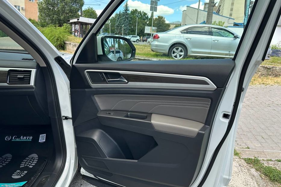 Продам Volkswagen Atlas 2022 года в Черновцах