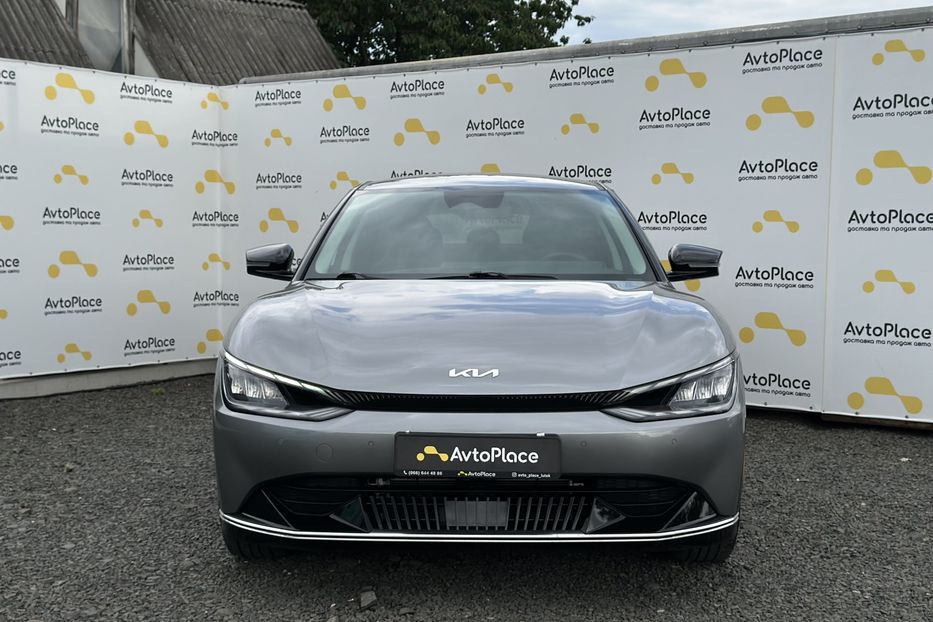 Продам Kia EV6 2023 года в Луцке