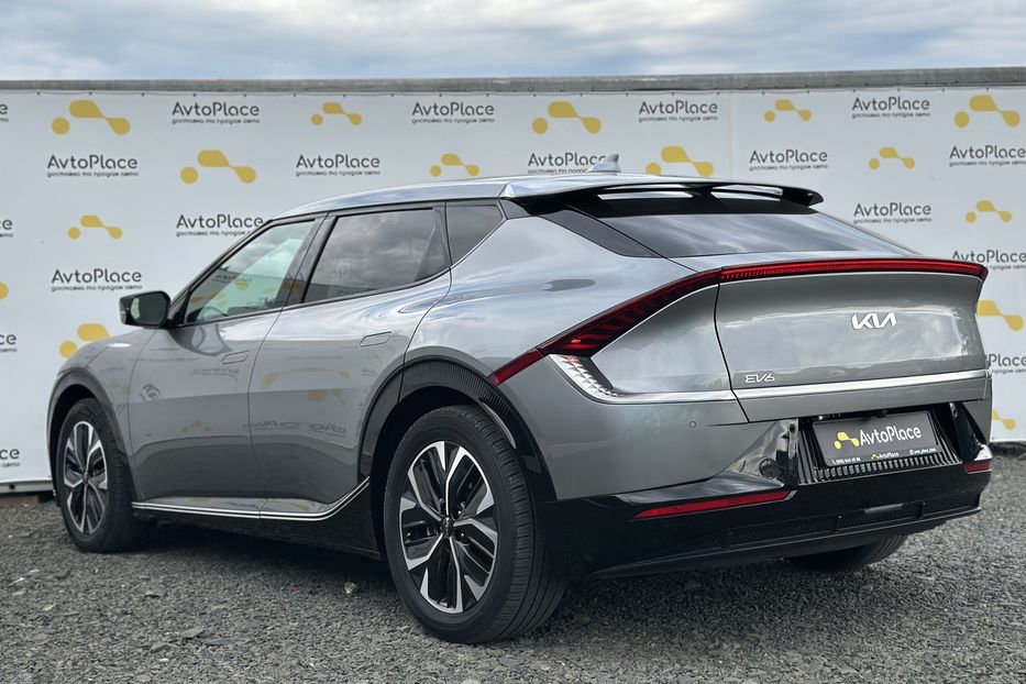 Продам Kia EV6 2023 года в Луцке