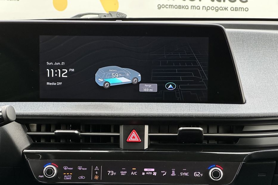 Продам Kia EV6 2023 года в Луцке