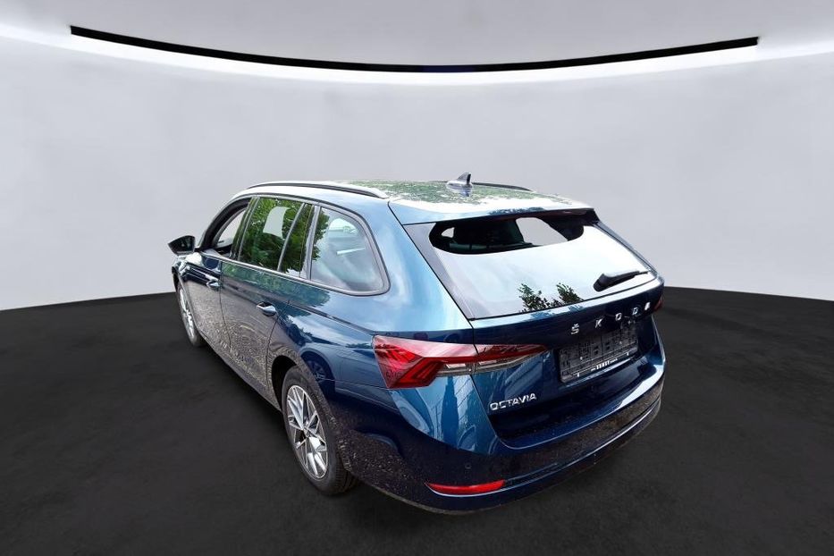 Продам Skoda Octavia 2022 года в Львове